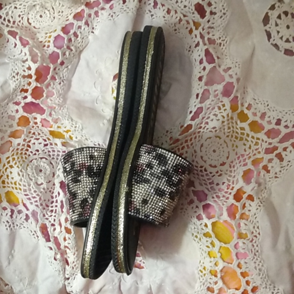 JUICY COUTURE BLINGY GOLD SILVER LEOPARD PRINT SLIDES FLIP FLOP SIZE 6 - Picture 6 of 7